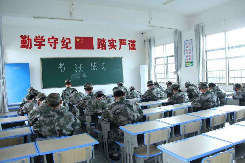 孩子很厭學怎么辦？家長需要注意什么？(圖1)