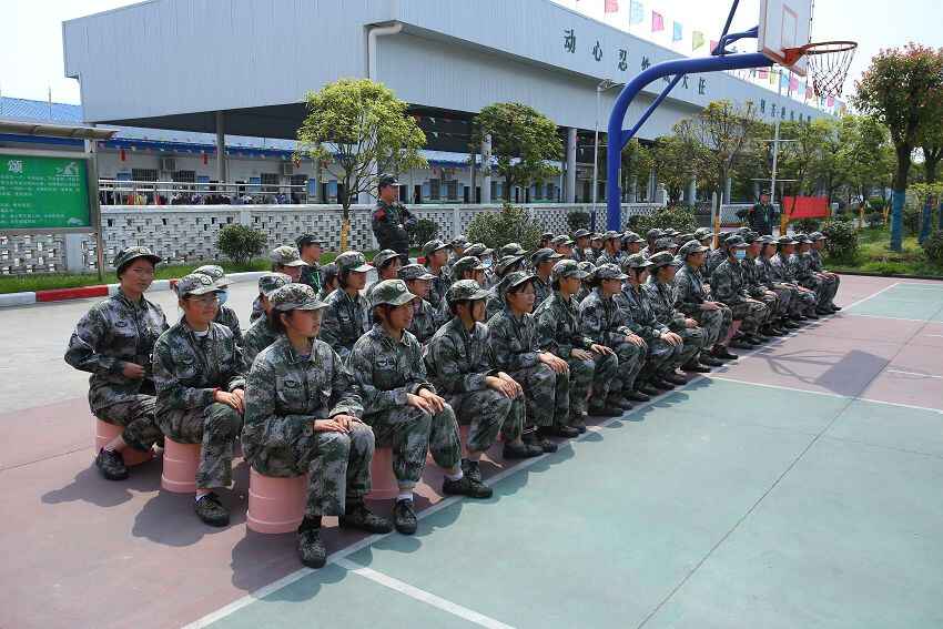 不想讓孩子上學(xué)了怎么辦？厭學(xué)有哪些基本特點(diǎn)(圖1)