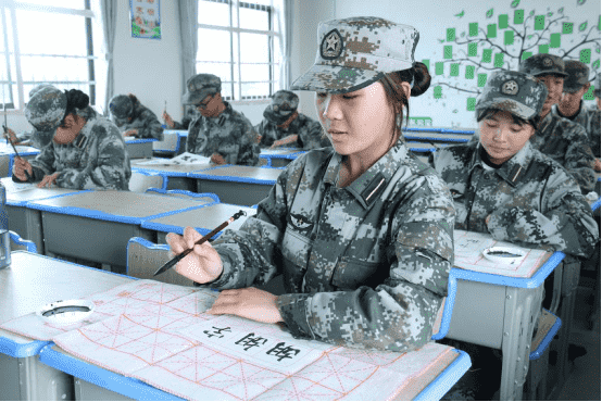 叛逆青少年學(xué)校解析走進(jìn)孩子內(nèi)心世界